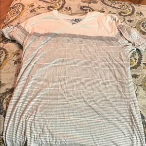 White gray striped v neck